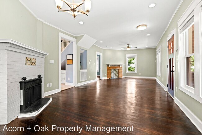 Foto del edificio - 4 br, 2.5 bath House - 1100 Moreland Ave