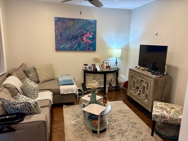 Foto del edificio - 7 Ward Ct