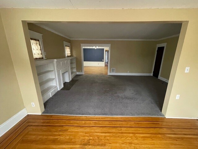 Living Room - 217 Commonwealth Ave