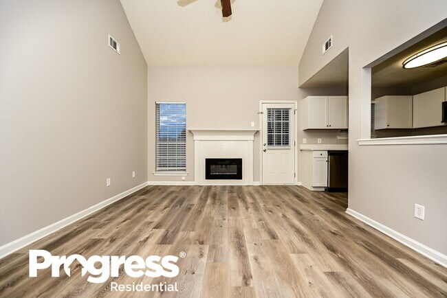 Foto del edificio - 601 Fieldcrest Dr