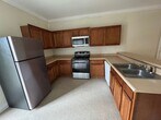 Primary Photo - 3 Bedroom / 2 Bath for Lease in Denham Spr...