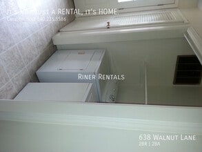 Building Photo - 638 Walnut Ln