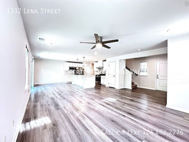 Building Photo - 1332 Lena St