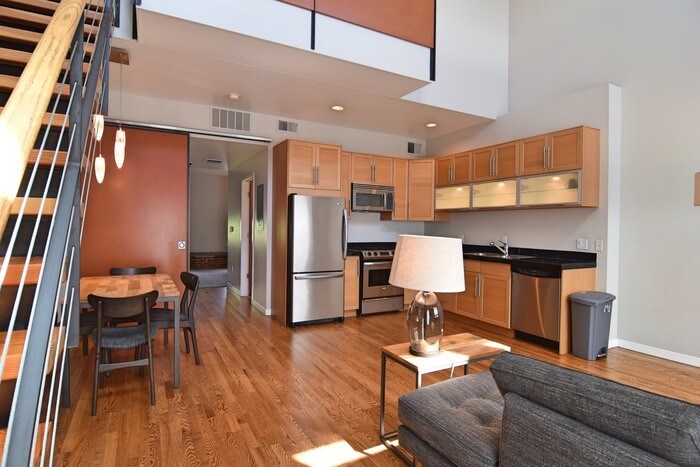 Foto principal - 2501 Grove St