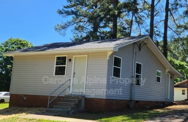 Building Photo - 503 Jackson St