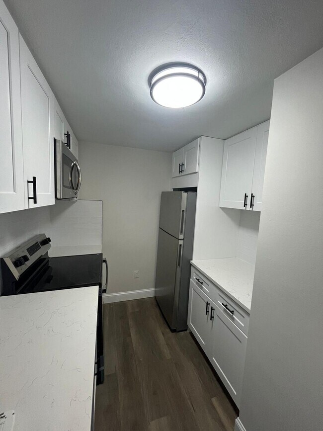 Foto del edificio - Country Club Apartments