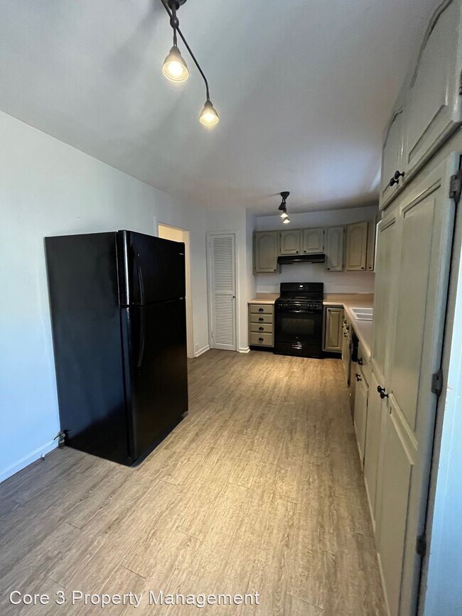 Foto del edificio - 3 br, 1 bath House - 1027 McGregor
