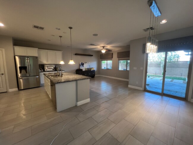 Foto del edificio - 2874 Sparkling Sea St