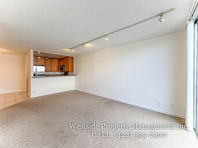 Foto del edificio - 11645 Montana Ave