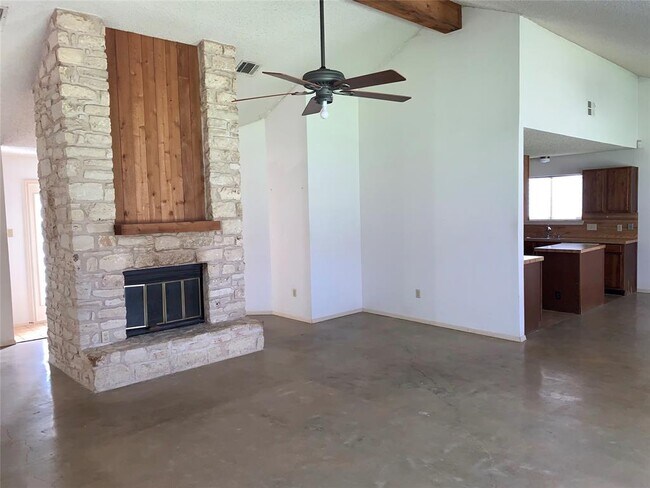 Building Photo - 2816 Norfolk Dr