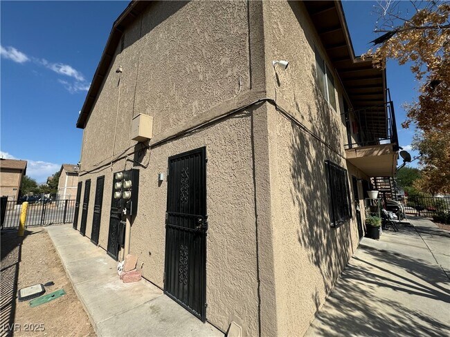 Foto del edificio - 4752 Convaire Ave