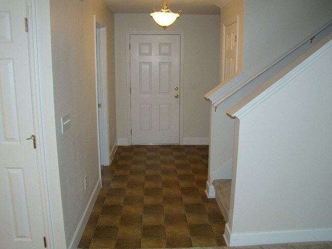 Building Photo - 3014 Auriga Dr