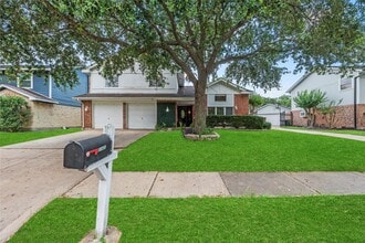 Building Photo - 21431 Park Bend Dr