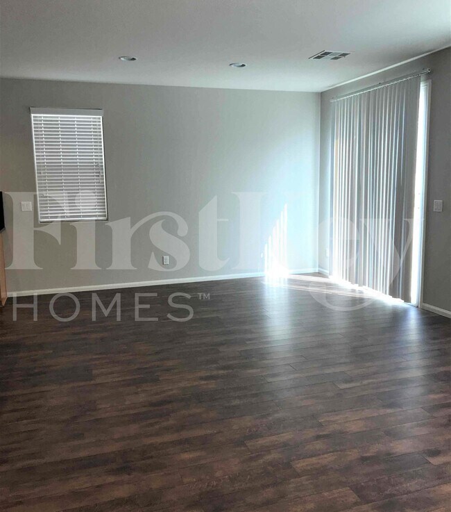 Foto del edificio - 9809 Dryden Ct