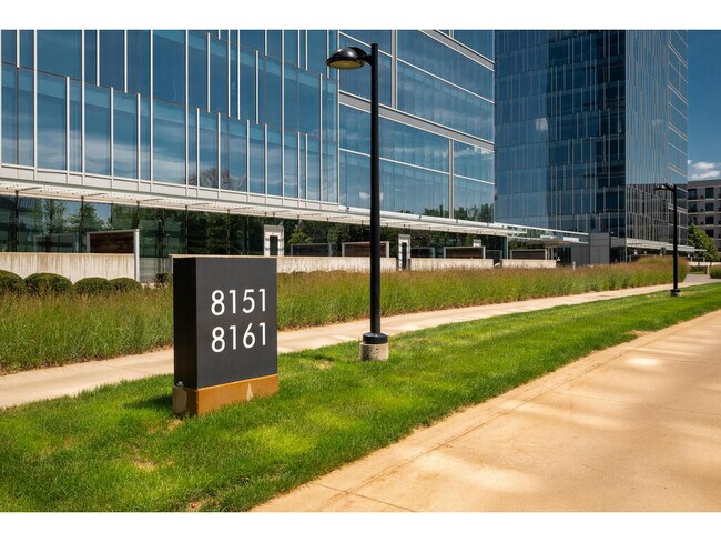 Foto del edificio - 8151 33rd Ave S