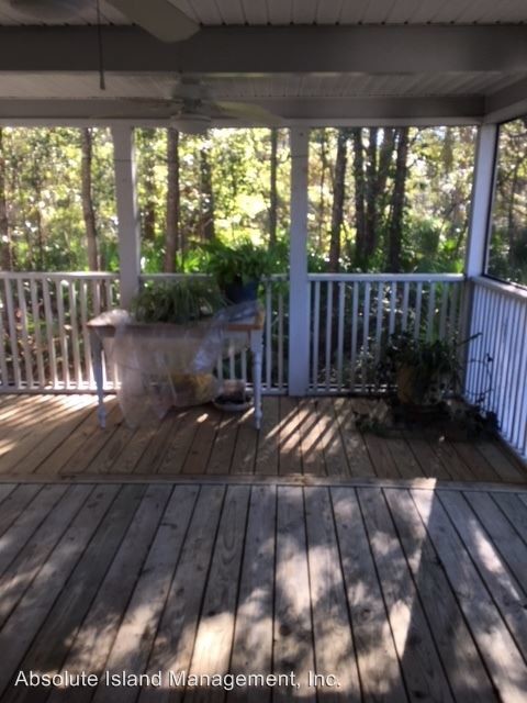 Building Photo - 10 Sawmill Forest Dr