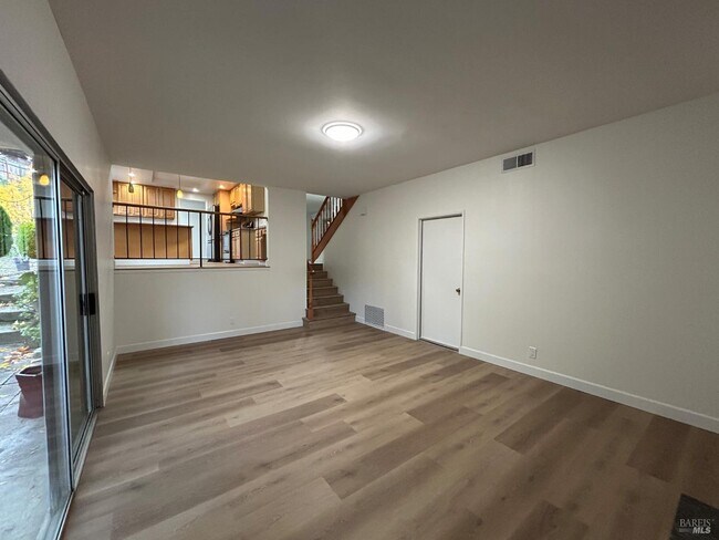 Foto del edificio - 1174 Devlin Ct