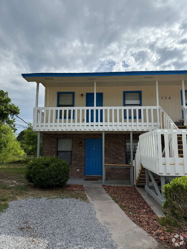 Building Photo - 3356 La Leyenda Ct