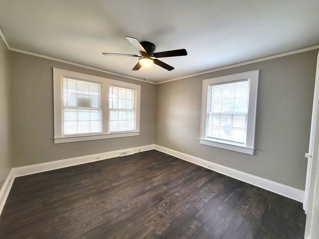 Building Photo - 3 Bedroom Full Brick Home Available for Immediate Rent!