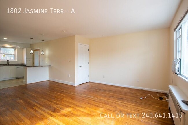 Photo - 1802 Jasmine Terr-A House