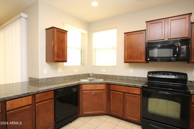 Building Photo - 863 S Reber Ave