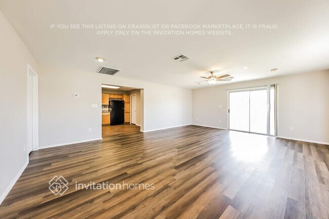 Foto del edificio - 3320 W Surrey Ave