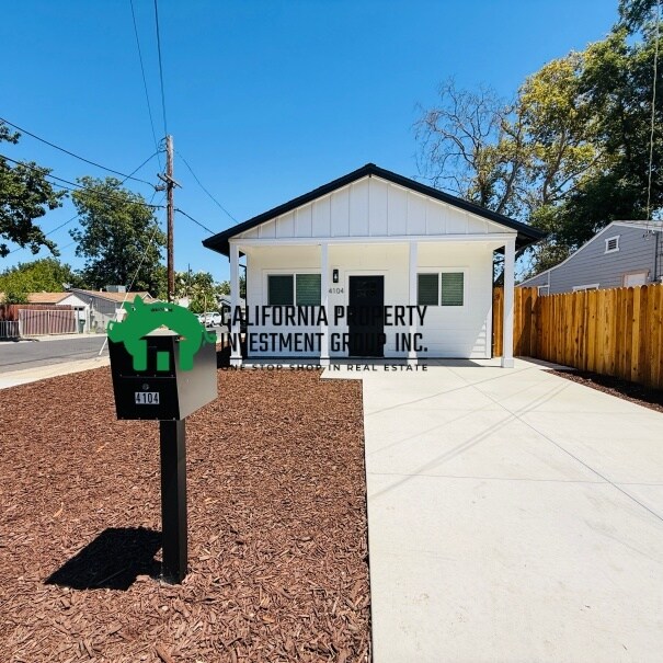 Photo - 4104 16th Ave (Sacramento, CA)