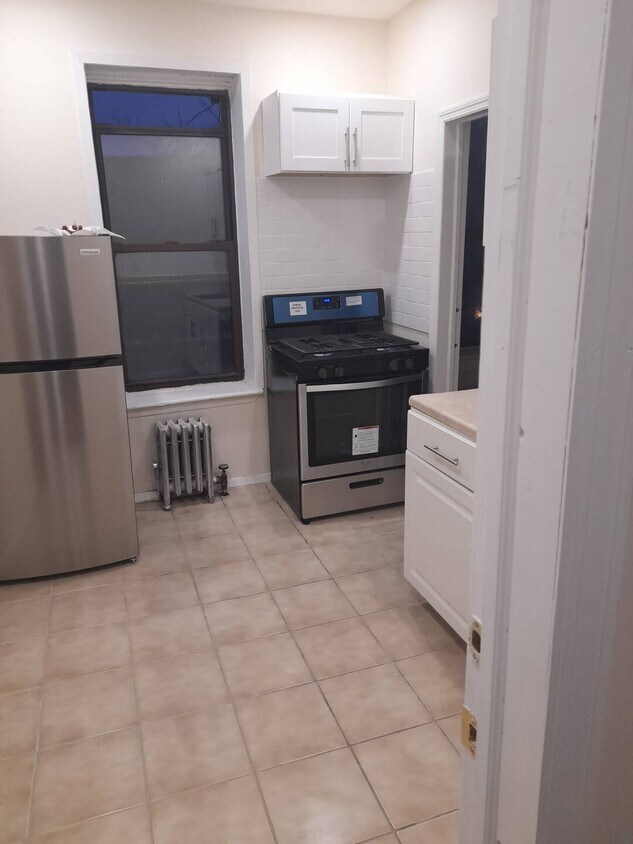 Primary Photo - 774 New Jersey Ave