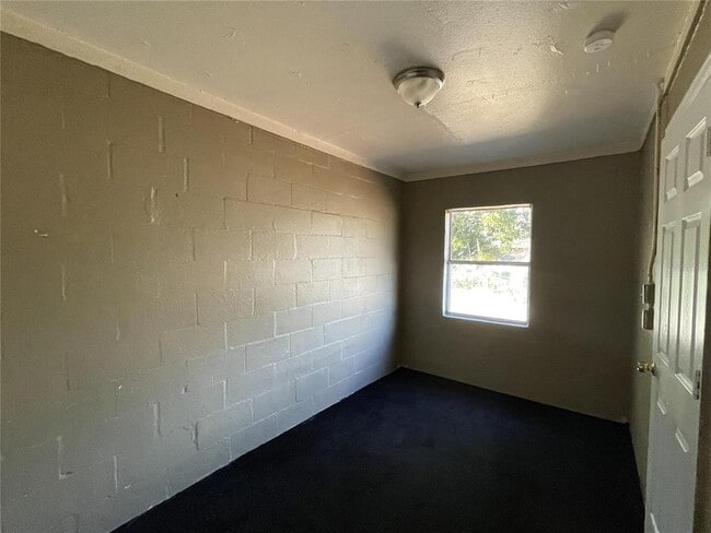 Foto del edificio - 131 B St