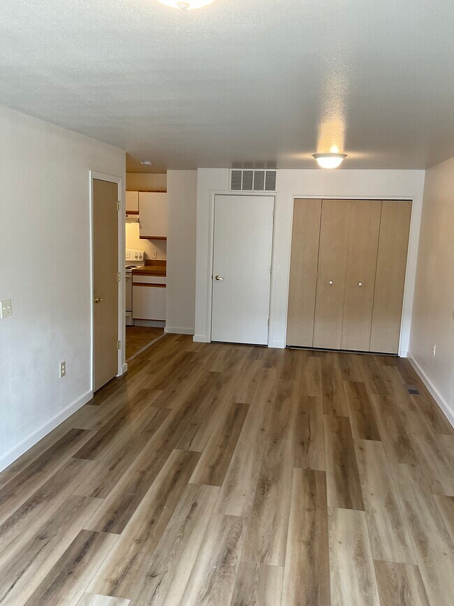 Foto del edificio - 3311 N Lakeharbor Ln