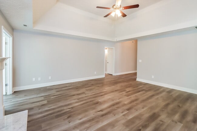 Foto del edificio - 280 Bridgemill Ln