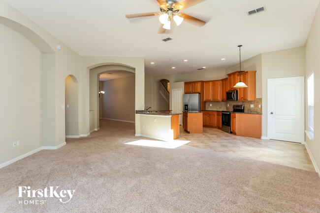 Building Photo - 3511 Shrewsbury Dr