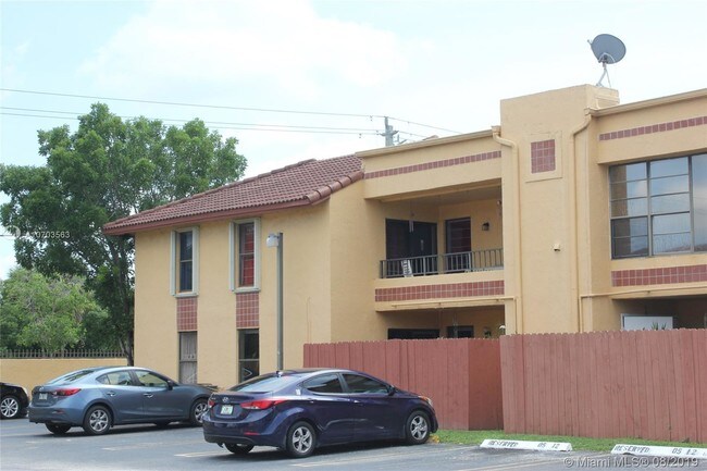 Building Photo - 10805 NW 7th St