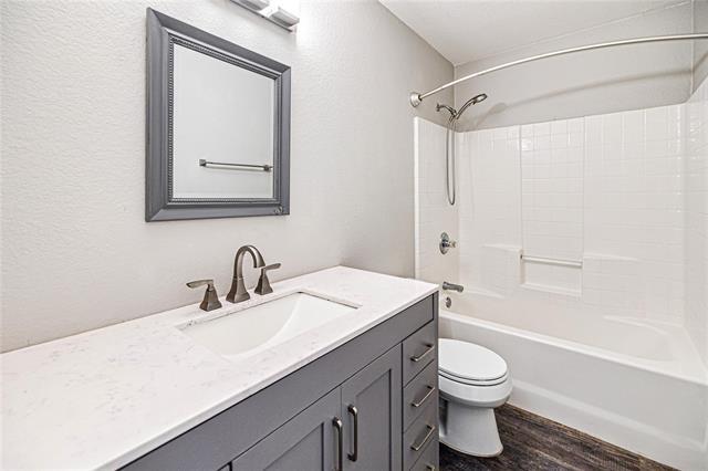 Foto del edificio - 3817 Gilbert Ave