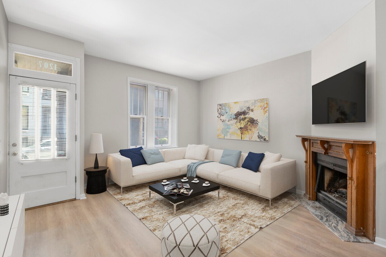 Living Room - 1207 Mackay Plz