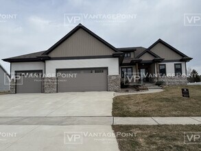 Building Photo - 4866 Prairie School Dr