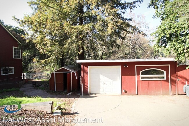 Building Photo - 3 br, 1.5 bath House - 21305 Bertram Rd.