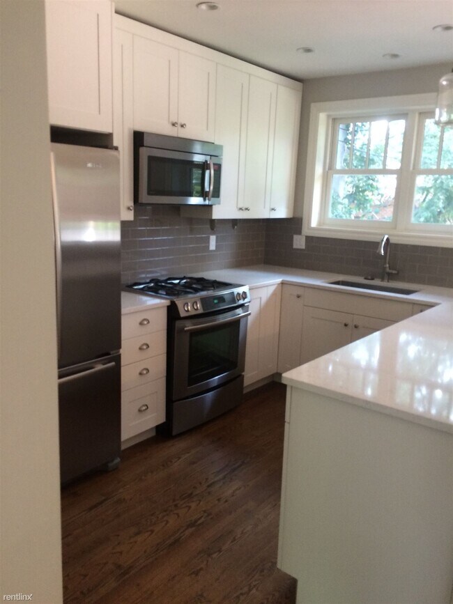 Foto del edificio - 4 br, 3 bath House - 441 Albion Street