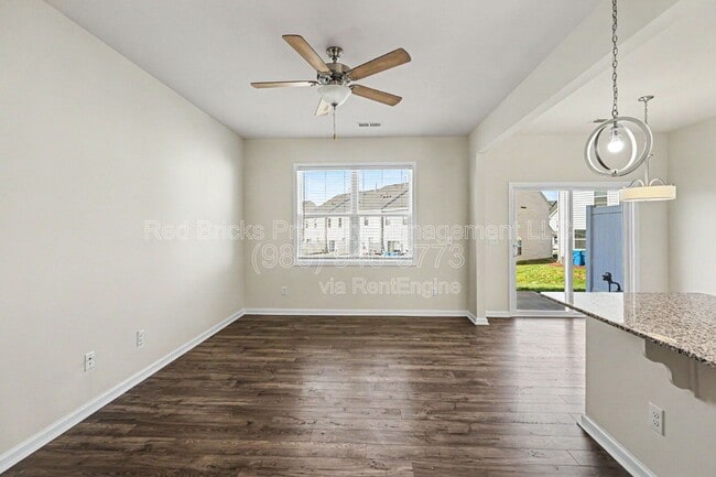 Building Photo - 3805 Yorkshire Pl