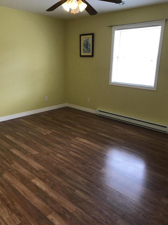 Building Photo - 120 Track Road Extension