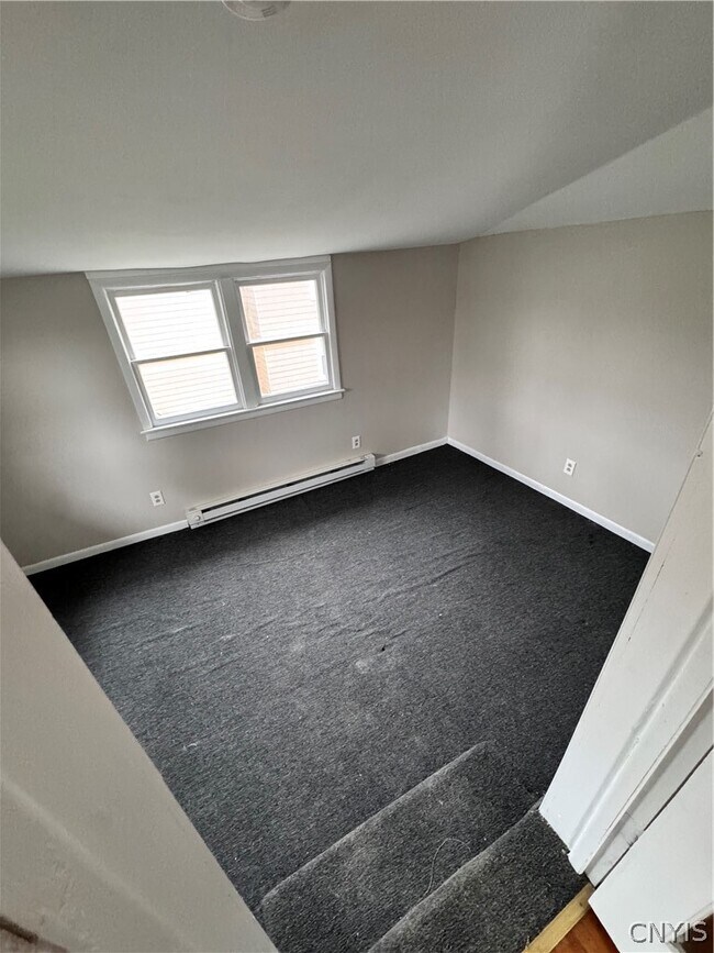 Foto del edificio - 307 Highland Ave