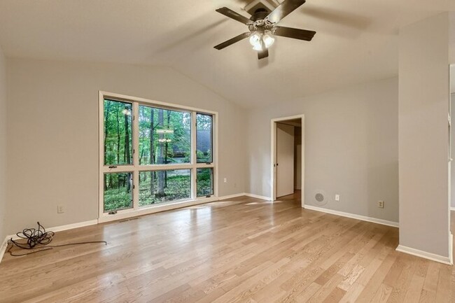 Foto del edificio - 4085 Oak Street