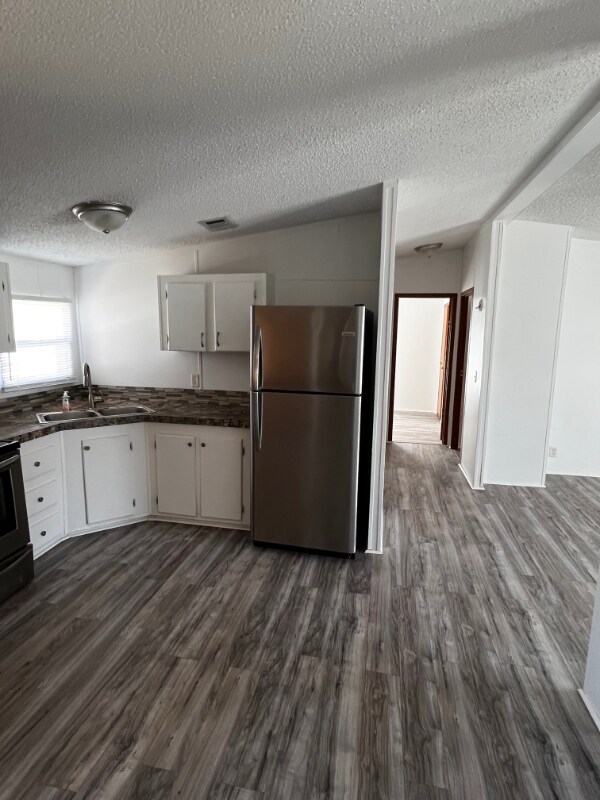 Foto del edificio - 6859 NE 1st Pl