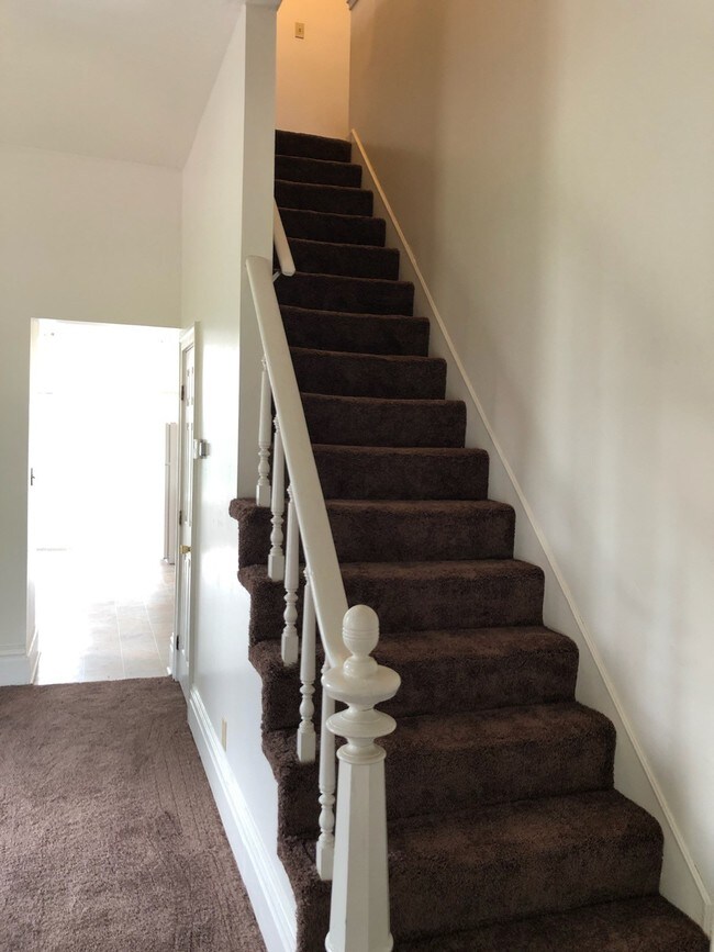 901 SE 6th St, Evansville, IN 47713 Townhome Rentals in Evansville IN