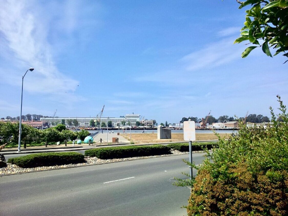 Foto del edificio - Great 1 bed 1 bath Condo with Garage in Va...