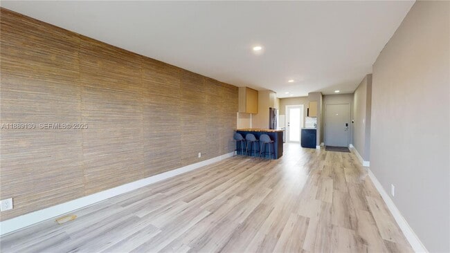 Building Photo - 13105 Ixora Ct