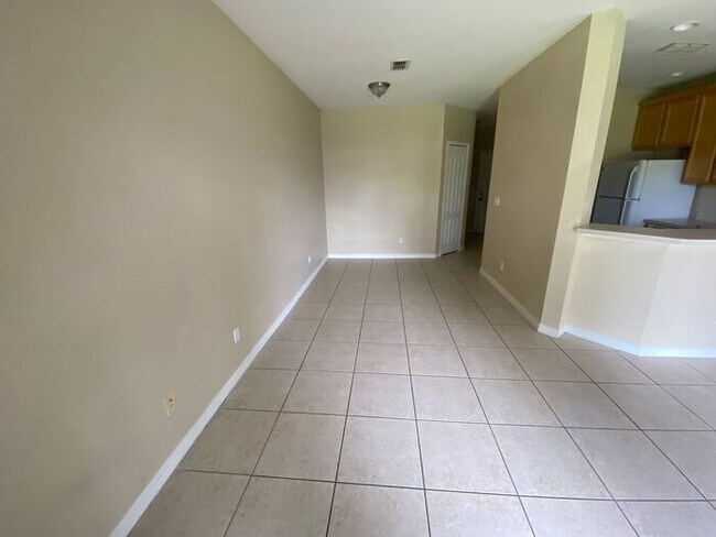 Foto del edificio - 9448 Flowering Cottonwood Rd