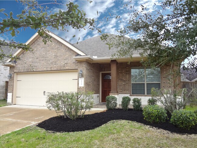 Building Photo - 24510 Avellino Ct