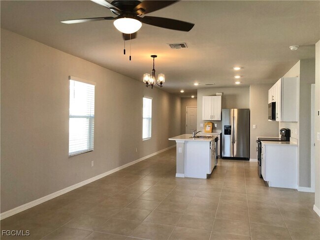 Foto del edificio - 8773 Swell Brooks Ct