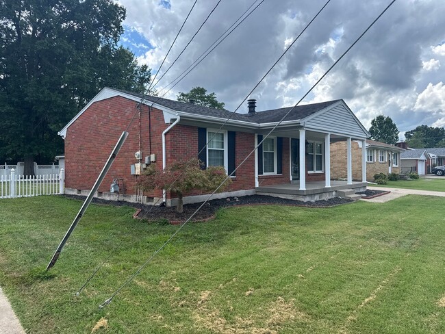 Building Photo - 5607 Elmer Ln